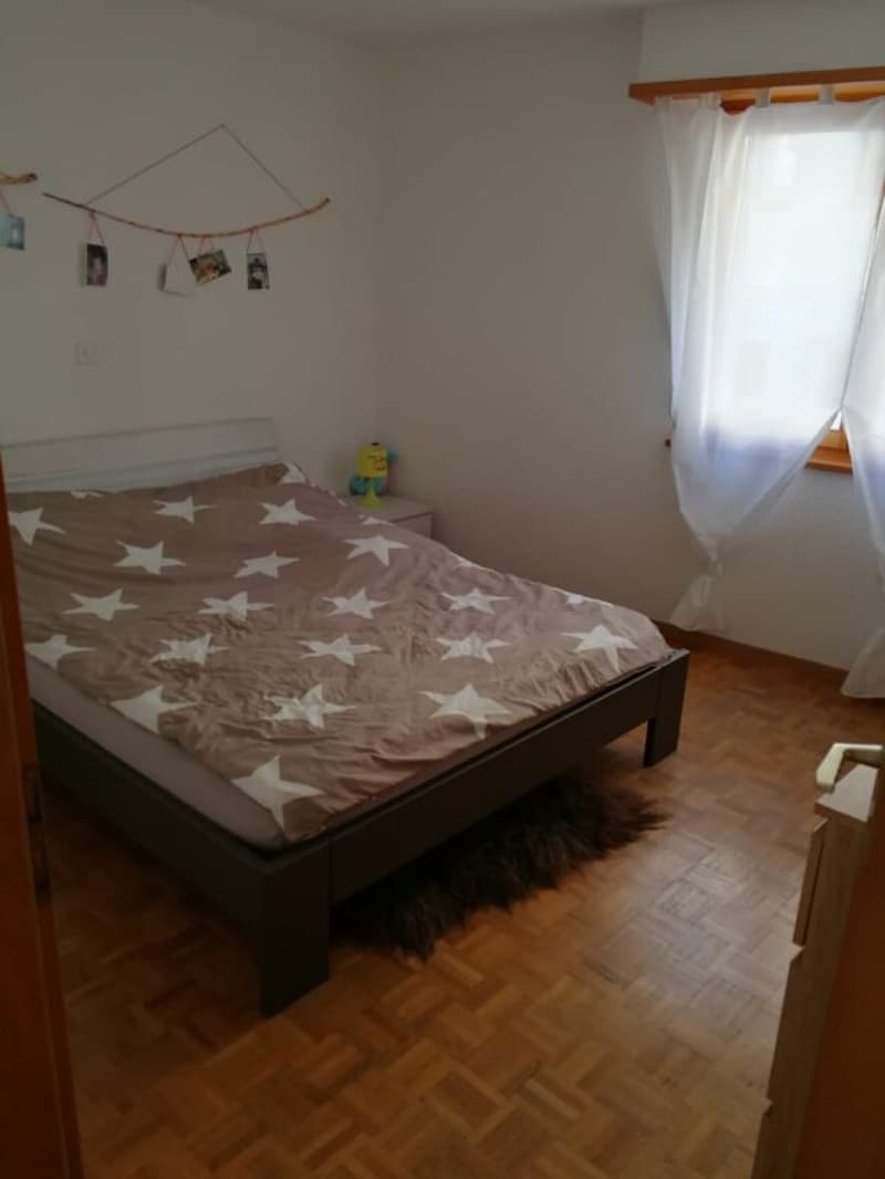 Spacious 2.5-room apartment in the village center with parking space (8)