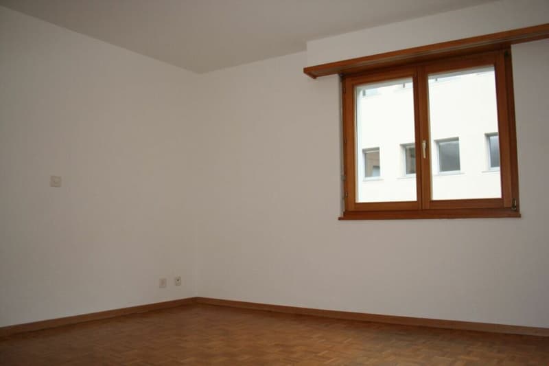 Spacious 2.5-room apartment in the village center with parking space (7)