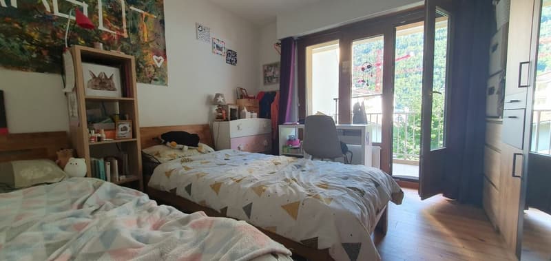 RENOVE - spacieux 3.5 pces avec place de parc dans un quartier tranquille (8)