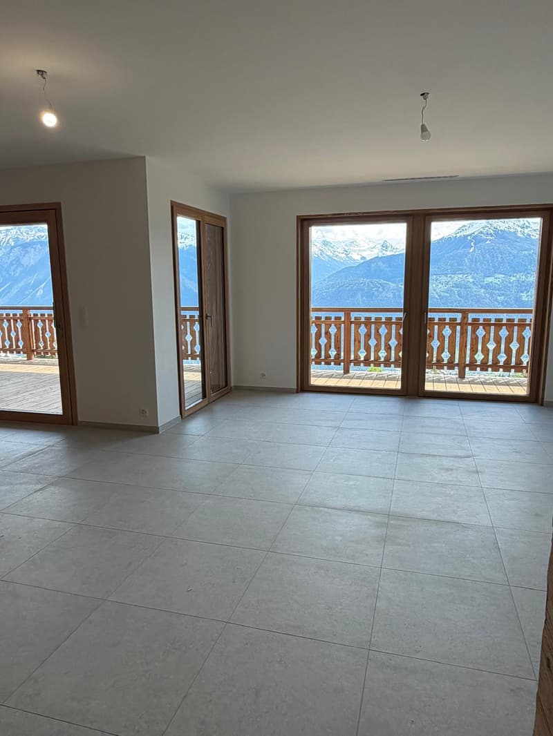 Schönes neues 4.5-Zimmer-Apartment zur Miete mit Panoramablick in Crans-Montana (4)