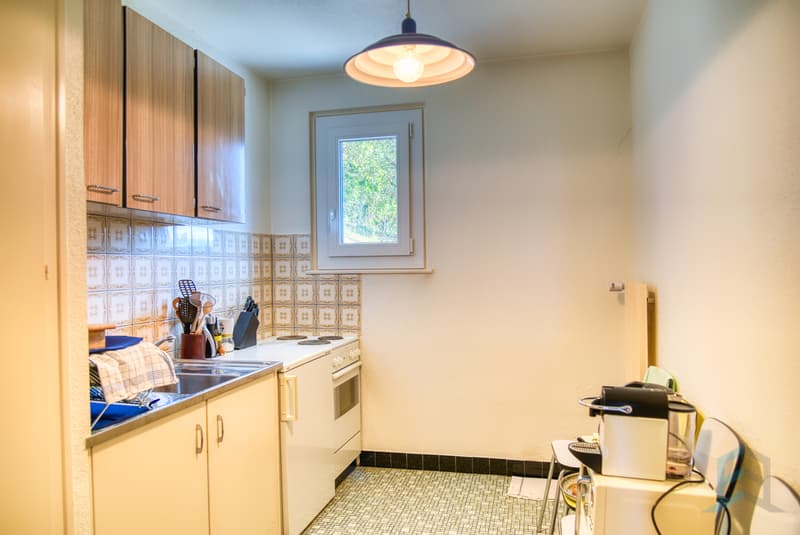 Villa Sierre - Cuisine au rez-de-chaussée / Villa Sierre - Küche im Erdgeschoss / Villa Sierre - Ground floor kitchen