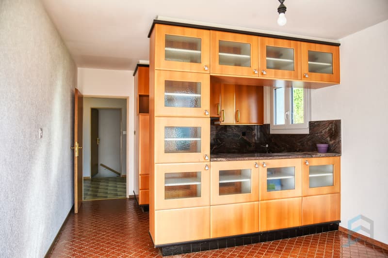 Villa Sierre - Cuisine à l'étage / Villa Sierre - Küche im Obergeschoss / Villa Sierre - Kitchen upstairs