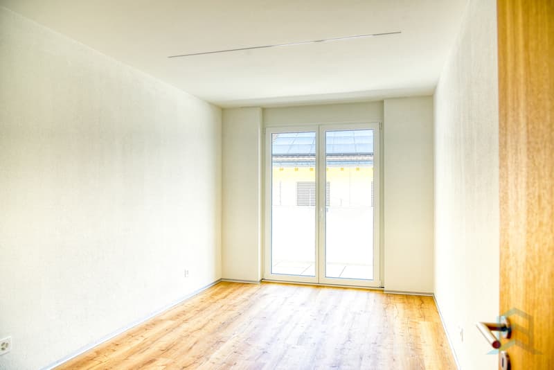 Appartement Leuk - Chambre 1 / Wohnung Leuk - Zimmer 1 / Appartement Leuk - Room 1