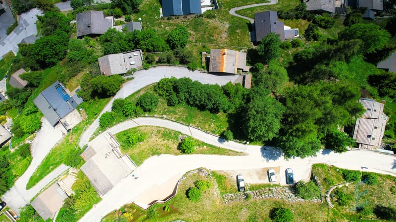 Terrain Grimentz - Vue drone / Grundstück Grimentz - Drohnenansicht / Terrain Grimentz - Drone view