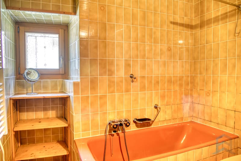 Chalet Niouc - Salle de bain et douche / Chalet Niouc - Badezimmer und Dusche / Chalet Niouc - Bathroom and Shower