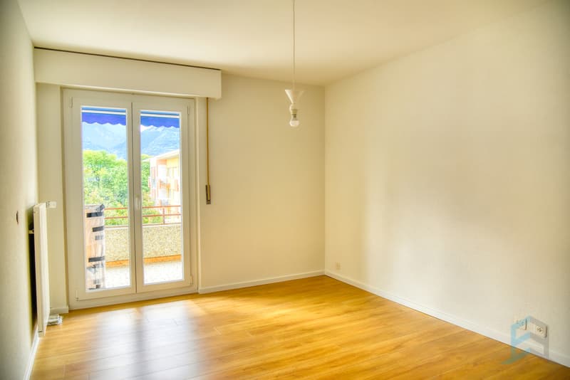 Appartement Sierre - Chambre 1 / Wohnung in Sierre - Schlafzimmer 1 / Sierre Apartment - Bedroom 1