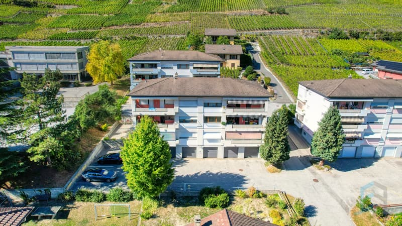 Appartement Noës - Vue drone / Wohnung Noës - Drohnenaufnahme / Noës Apartment - Drone View