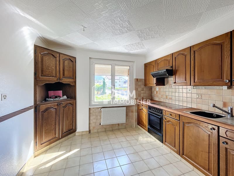 Leytron, 4.5-room cross apartment (5)