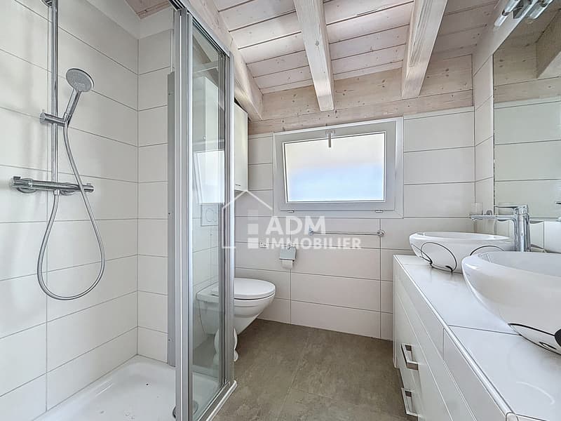 Salle de douche - chambre parentale
