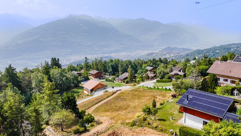 Chalet individuel 6.5 pièces - Résidence principale - Vue & soleil (1)