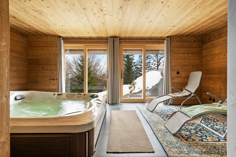Jacuzzi