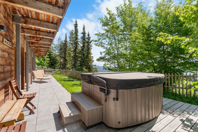 Jacuzzi