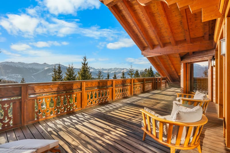 Chalet d'exception - Ski In / Ski Out privatif - Plans-Mayens (7)
