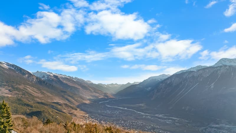 Superbe villa avec vue imprenable en Minergie (5)
