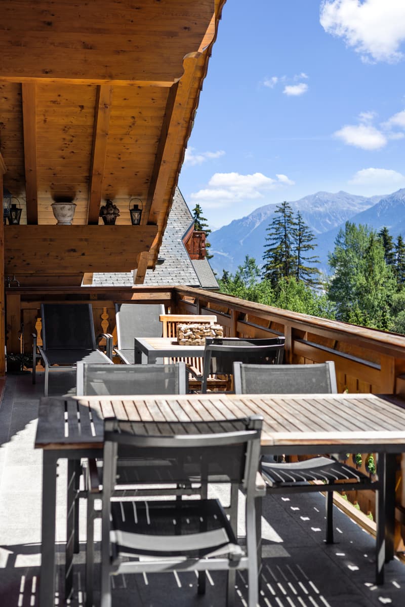 Magnifique attique duplex à deux pas des pistes de ski (13)