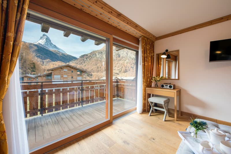 Luxuriöses Chalet mit 4 Wohneinheiten und Schwimmbad (5)