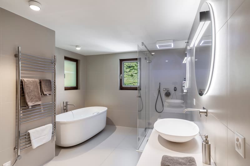 Top ausgestattete und gut gelegene 5.5 Zimmer Wohnung (9)