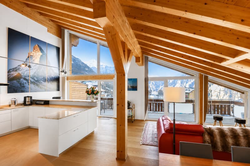 5.5 Zimmer Dachwohnung an grandioser Lage in Grächen (4)