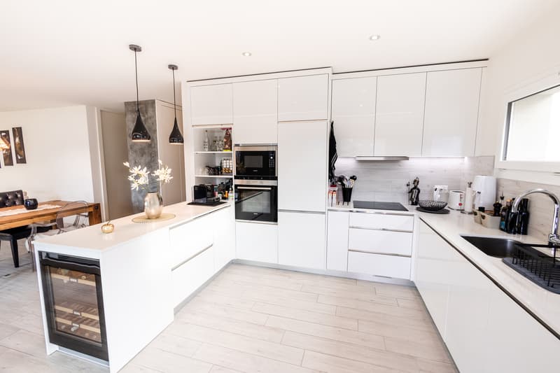 Magnificent 3½-room attic with large terrace/veranda in Aproz-Sion (1)