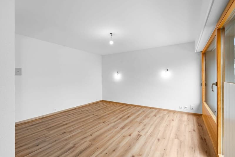 Appartement 3.5 pièces au 5ème et dernier étage avec place de stationnement (23)