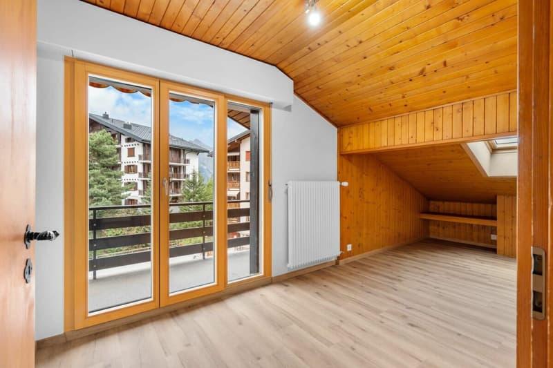 Appartement 3.5 pièces au 5ème et dernier étage avec place de stationnement (8)