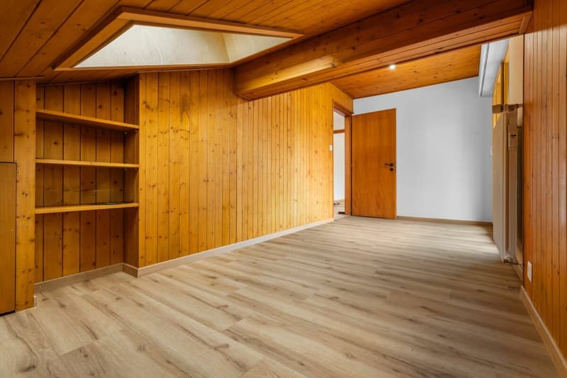 Appartement 3.5 pièces au 5ème et dernier étage avec place de stationnement (19)