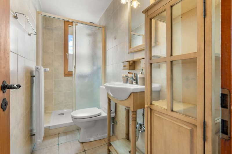 Appartement 3.5 pièces au 5ème et dernier étage avec place de stationnement (9)