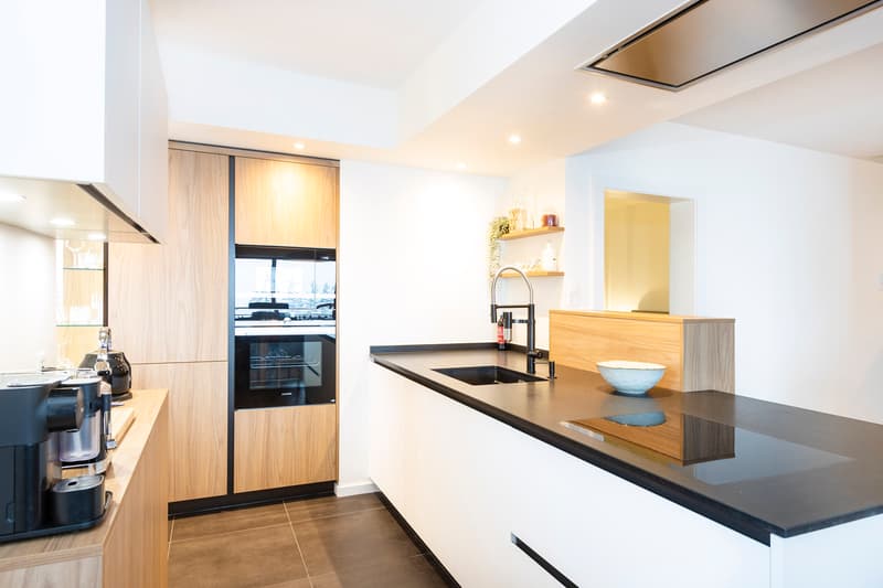 APPARTEMENT ENTIÈREMENT RÉNOVÉ EN LOCATION SEMAINE (6)