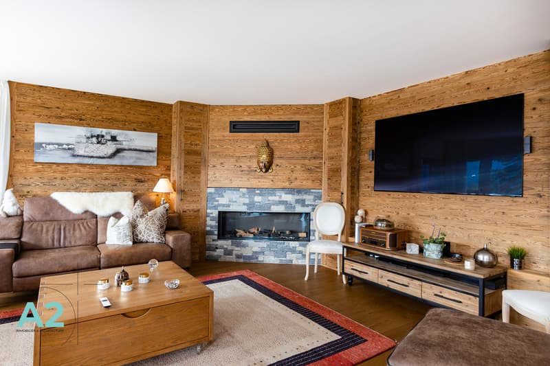 High-standard chalet with 9 rooms, outdoor pool and jacuzzi (5)