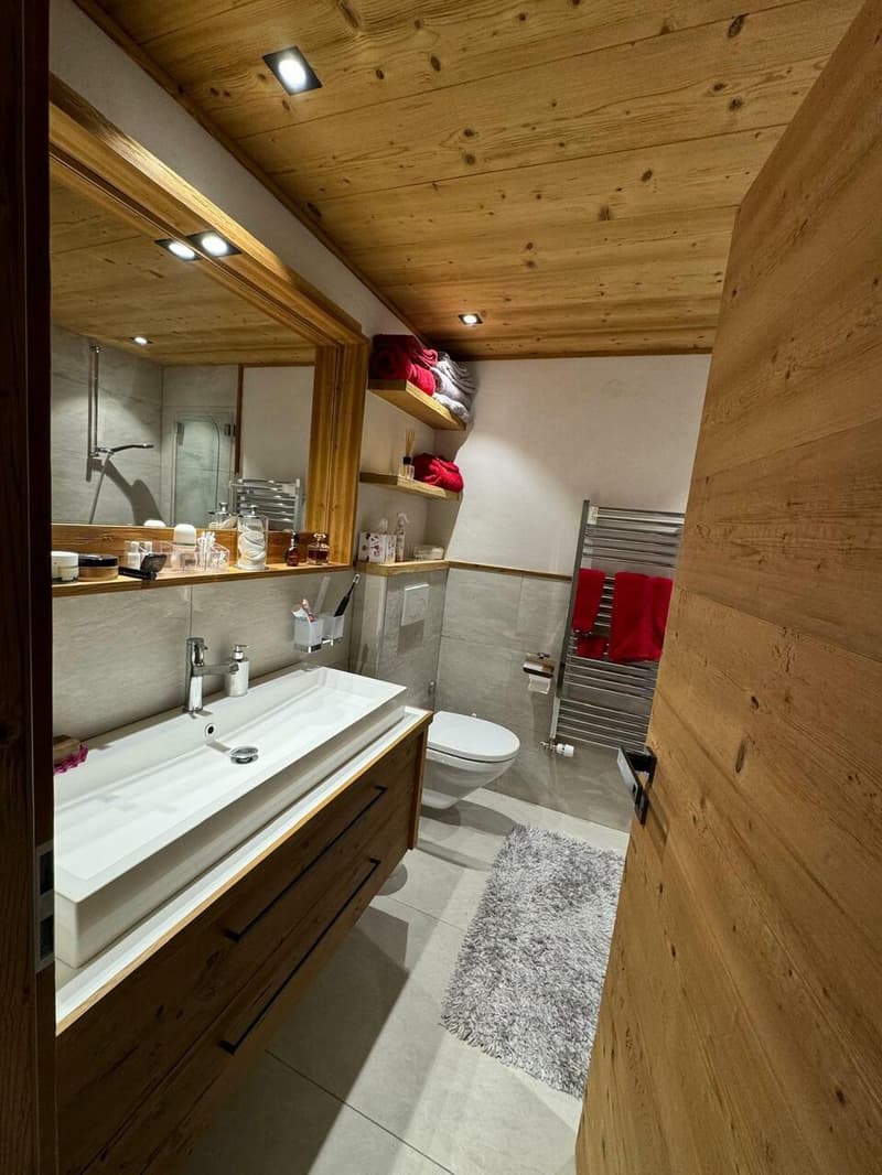 Bell'appartamento di 3 locali nel centro di Crans-Montana (13)