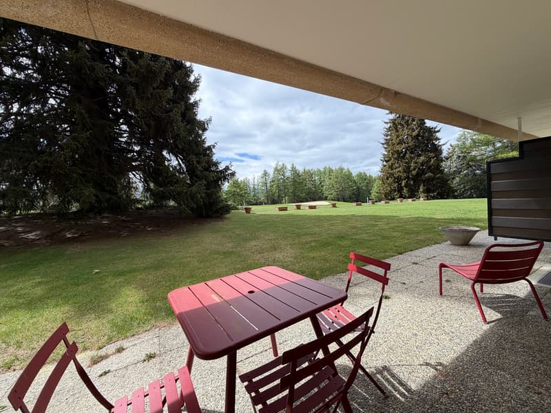 Situation exceptionnelle pour ce 4.5 pièces au bord du golf (12)