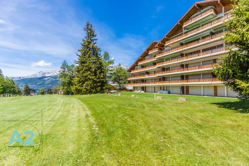 Situation exceptionnelle pour ce 4.5 pièces au bord du golf (1)
