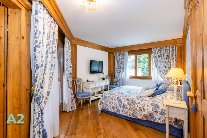 MAGNIFICENT APARTMENT ON THE SHORE OF LAKE MOUBRA (8)