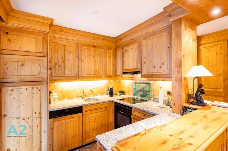 MAGNIFICENT APARTMENT ON THE SHORE OF LAKE MOUBRA (7)