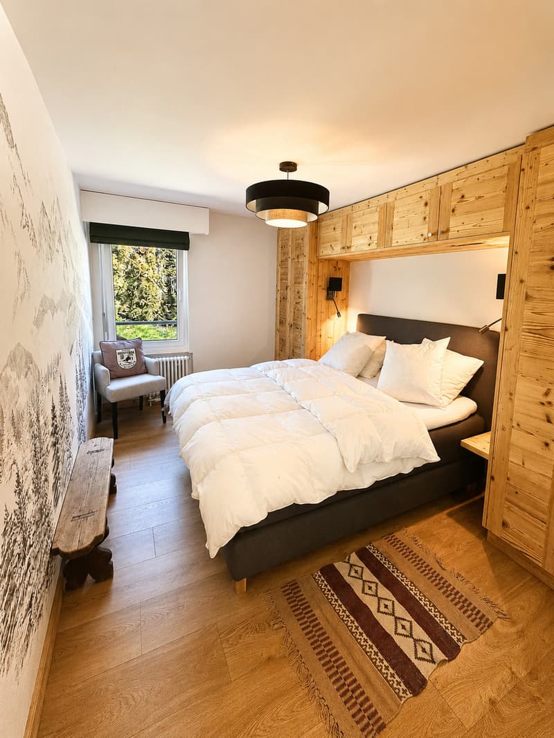 Charmanter 4.5-Zimmer-Wohnung renoviert in einer grünen Umgebung (10)