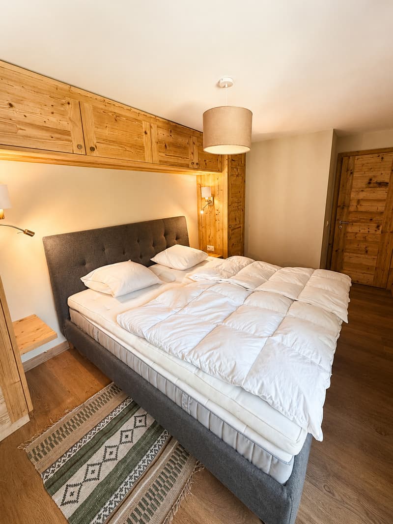 Charmanter 4.5-Zimmer-Wohnung renoviert in einer grünen Umgebung (13)