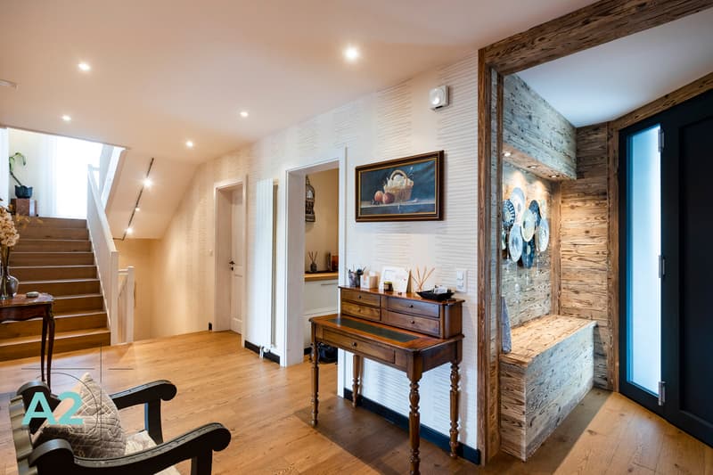 CHALET DE STANDING DE 6.5 PIÈCES AVEC PISCINE EXTÉRIEUR ET JACUZZI (12)