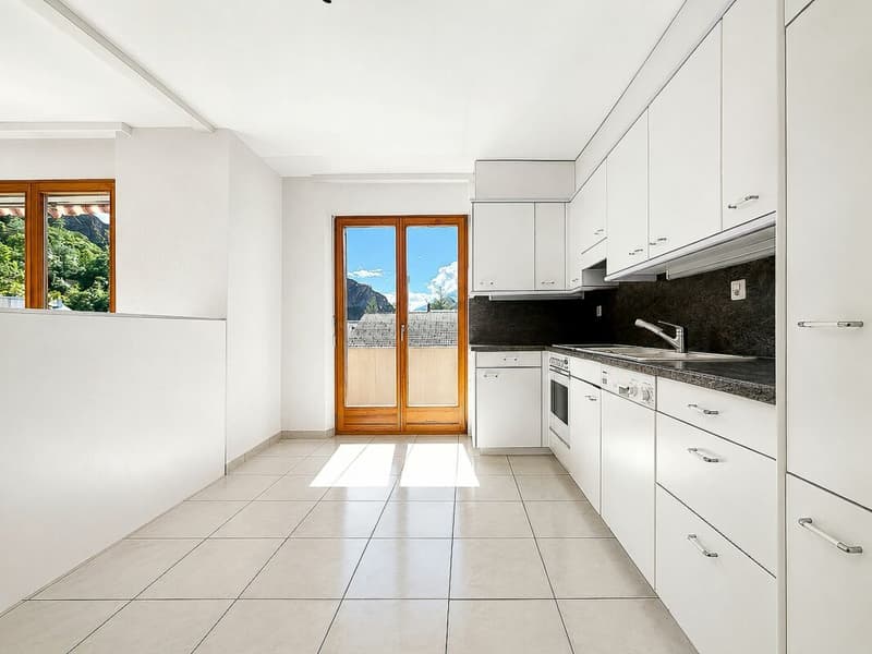 Magnificent 5-room apartment in Platta / Sion (4)
