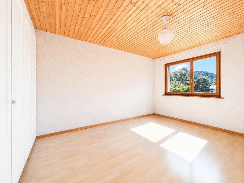 Magnificent 5-room apartment in Platta / Sion (5)