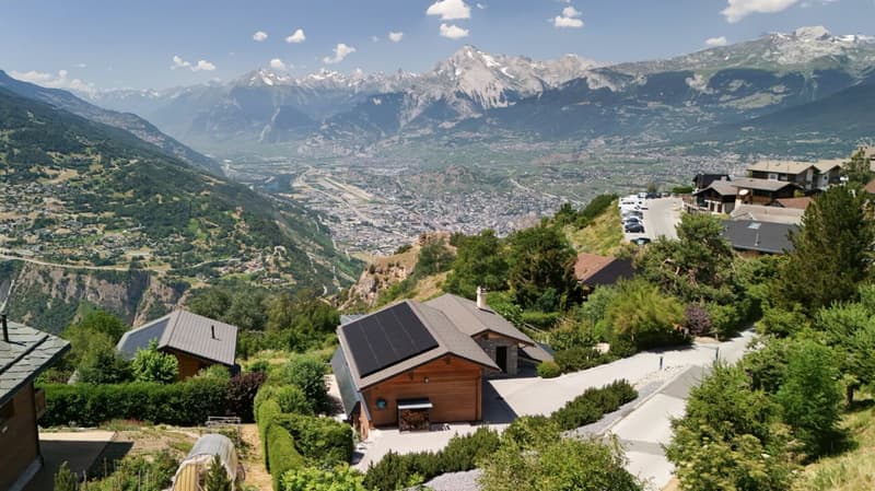 Magnificent chalet in Nax with exceptional panoramic views (12)