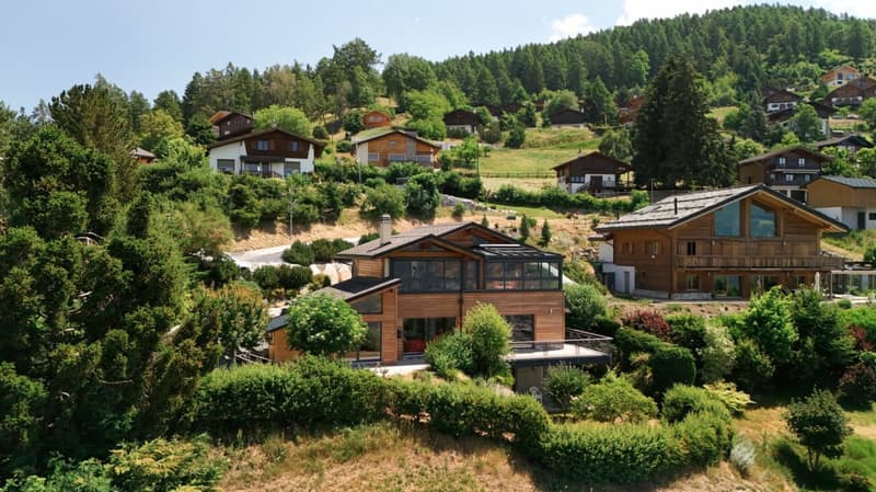 Magnificent chalet in Nax with exceptional panoramic views (1)