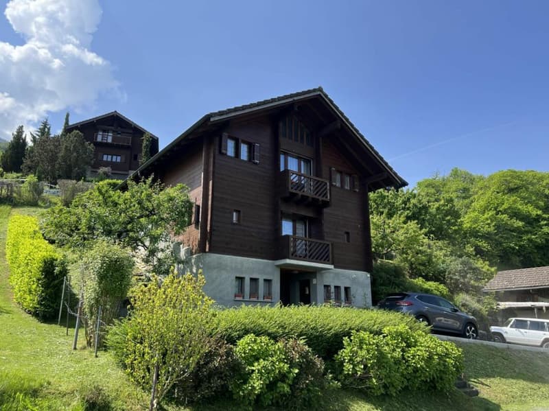5.5-room chalet in Choëx (1)