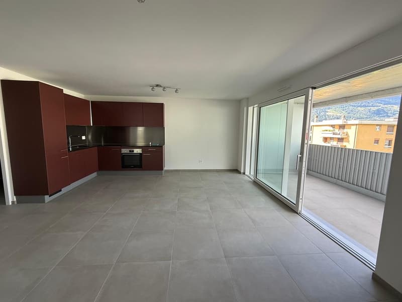 Appartamento moderno di 3,5 locali a Conthey – Vista sulle montagne & disponibile immediatamente (6)