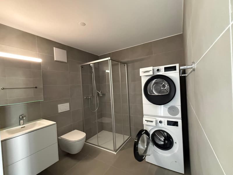Appartamento moderno di 3,5 locali a Conthey – Vista sulle montagne & disponibile immediatamente (11)