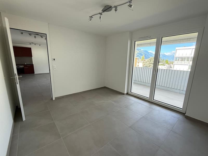 Appartamento moderno di 3,5 locali a Conthey – Vista sulle montagne & disponibile immediatamente (12)