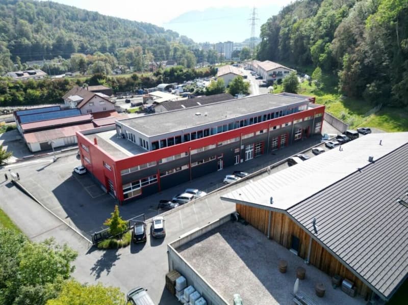 Amministrativo/Ufficio 1.5 locali 156.35 m2 a Puidoux-Gare (9)