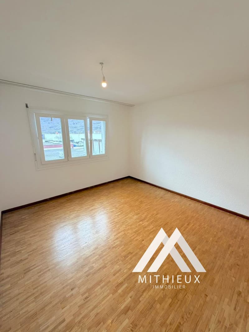 Zu vermieten - 4.5-Zimmer-Wohnung ideal in Conthey gelegen (9)