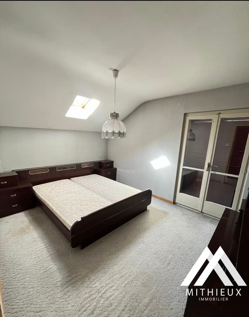 The Charm of Châtaignier: Village House with Great Potential and Unobstructed View (3)