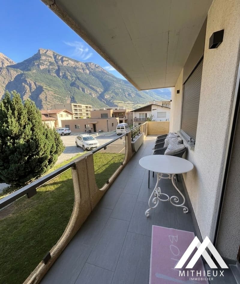 The alliance of renewal and calm in Saxon: Magnificent 4.5 rooms renovated (5)