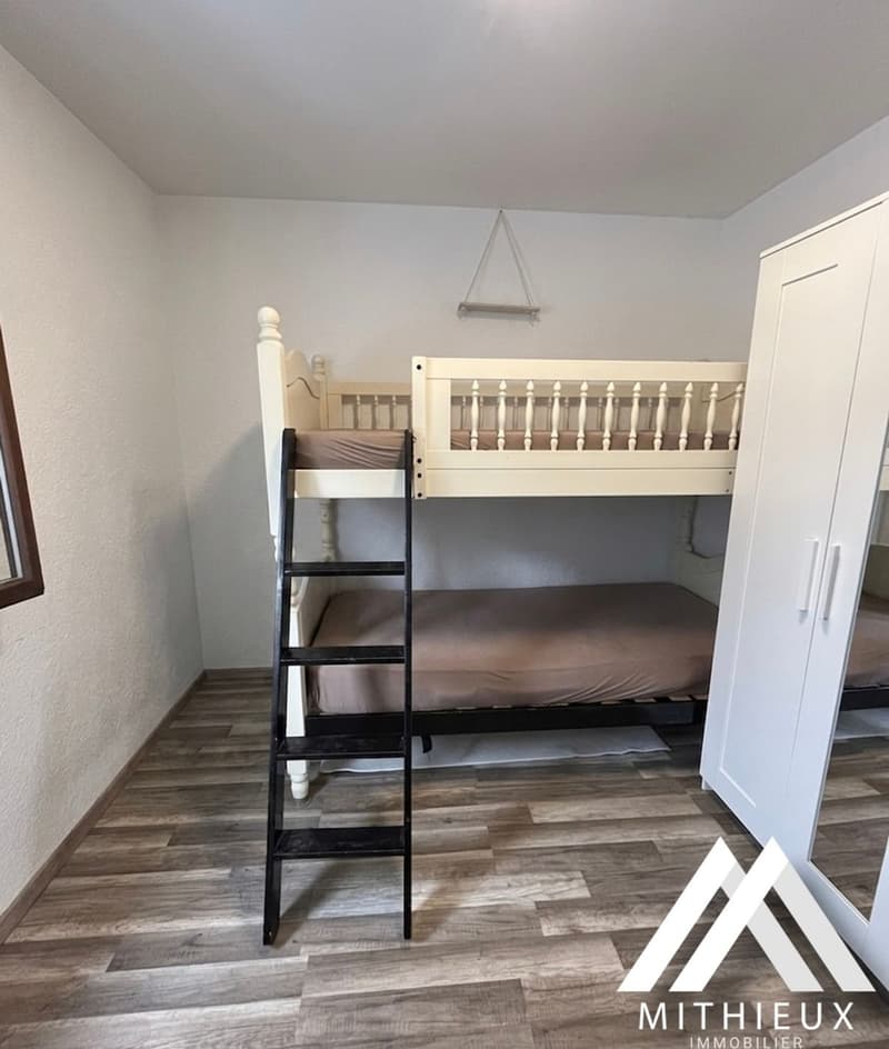 Die Allianz von Erneuerung und Ruhe in Saxon: Prächtiges 4.5-Zimmer-Wohnung renoviert (9)
